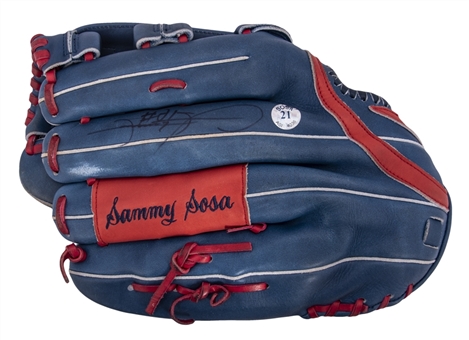 2002 Sammy Sosa Game Used & Signed Rawling PRO-SS21 Model Glove (PSA/DNA, Sosa Holo & JSA)